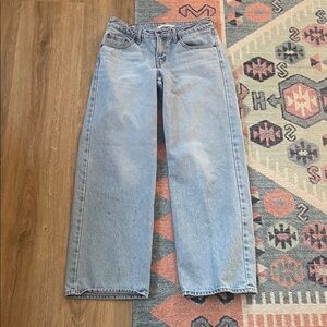 Levi’s Premium Low Loose light wash size 27x32